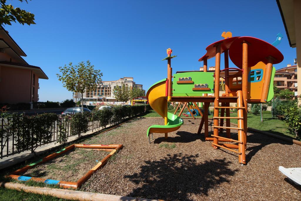 Menada Sky Dreams Apartments Sveti Vlas Exterior photo