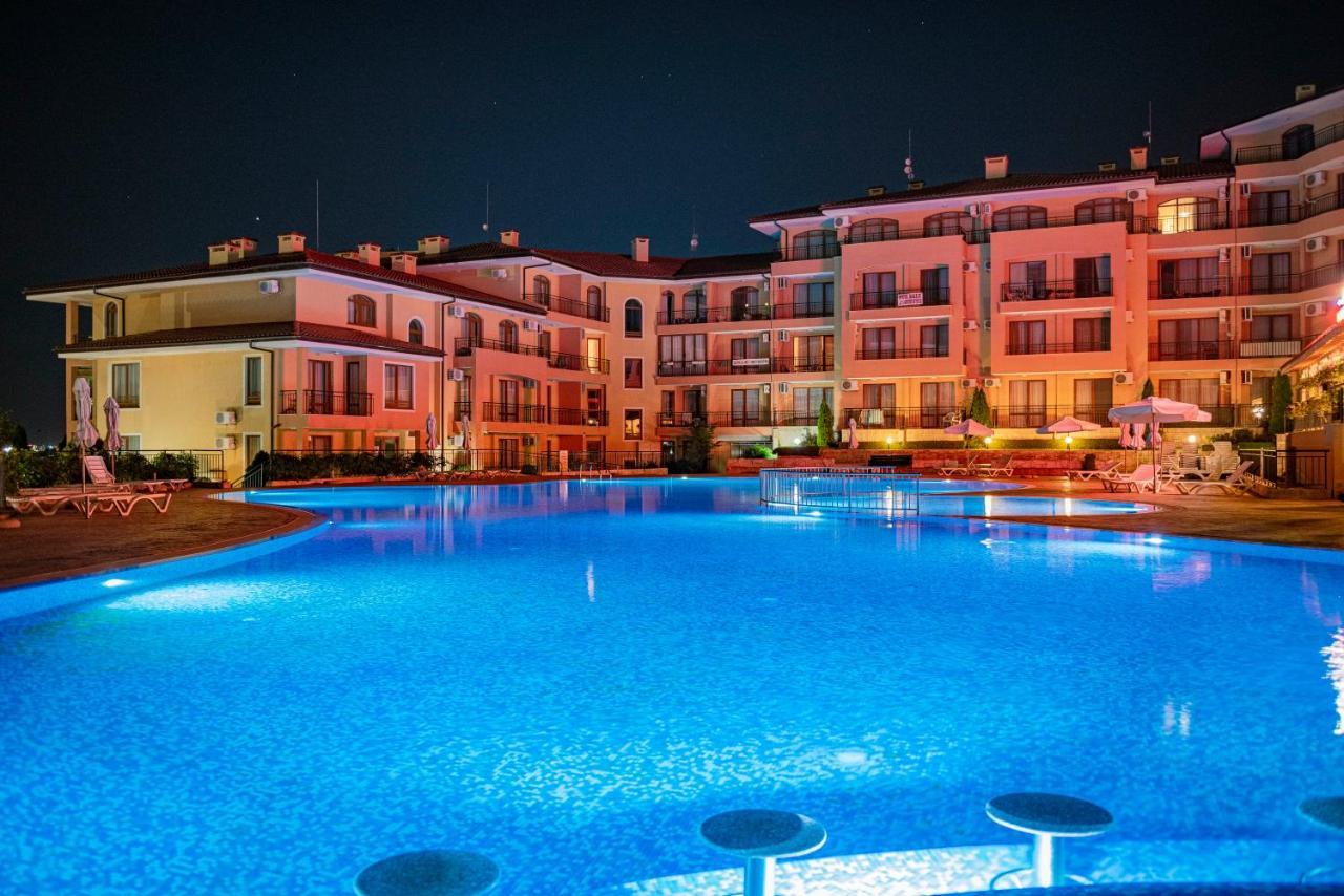 Menada Sky Dreams Apartments Sveti Vlas Exterior photo