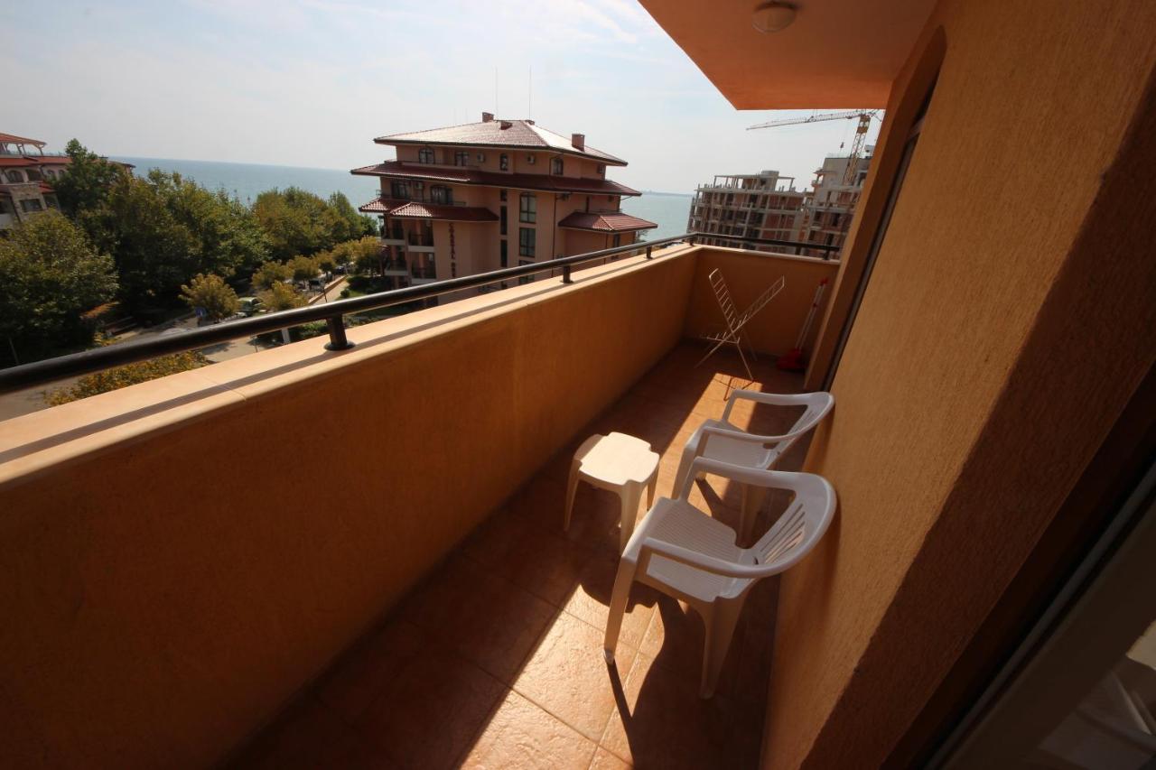 Menada Sky Dreams Apartments Sveti Vlas Exterior photo