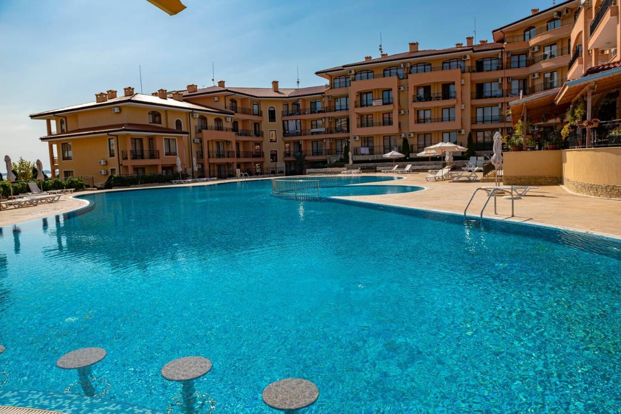 Menada Sky Dreams Apartments Sveti Vlas Exterior photo